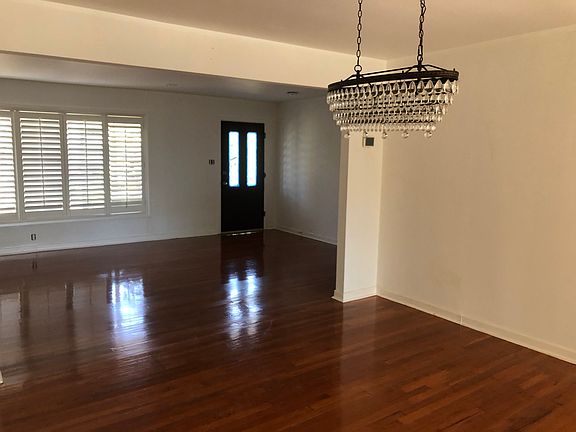 4th image of 1101 Whitewing Dr