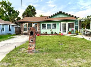 221 Avenue E, Pt Saint Joe, FL 32456