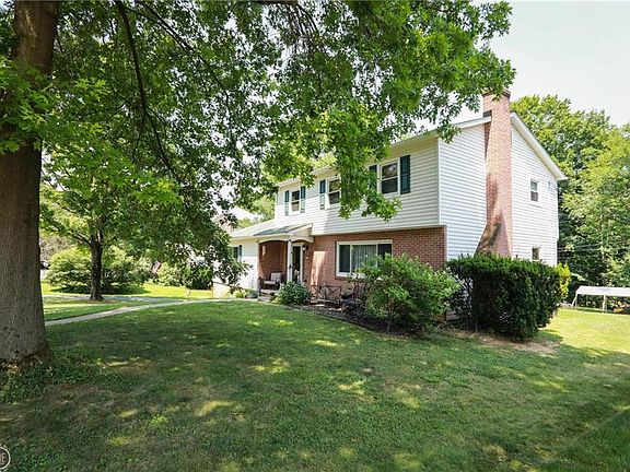 2nd image of 1005 Little Lehigh Dr