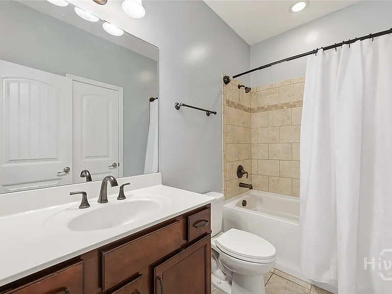 1701 Lincoln St — Photo 28