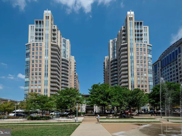 11990 Market St Unit 1106, Reston, VA 20190