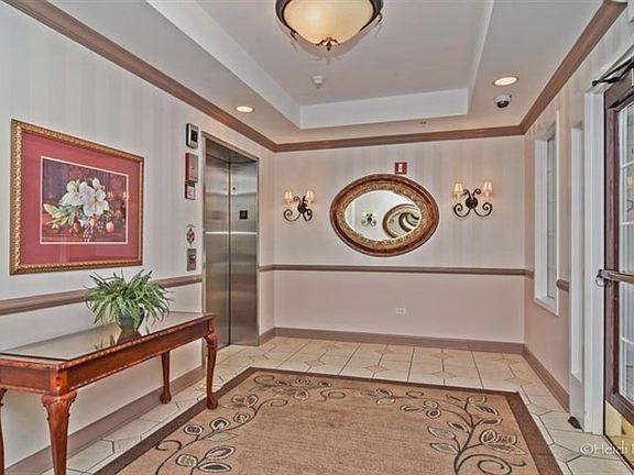 5th image of 412 McDaniels Cir APT 201