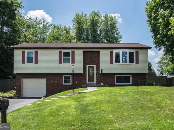 51 Allen Dr, Hanover, PA 17331