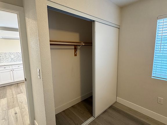 3rd image of 922 N Martin St #2