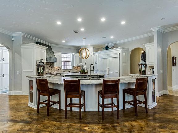 5th image of 5121 Abbey Glen Dr