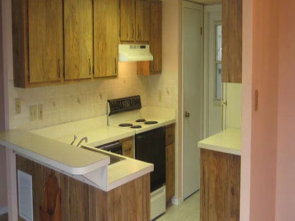 5th image of 5025 SE 108th St