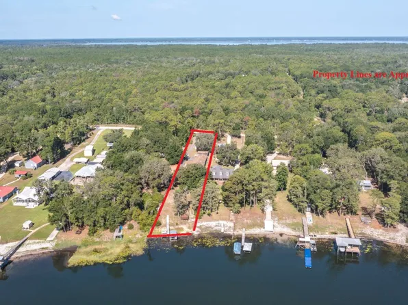 8443 Lily Lake Rd, Melrose, FL 32666