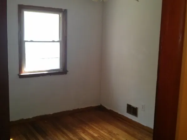 1439 E Delavan Ave, Buffalo, NY 14215