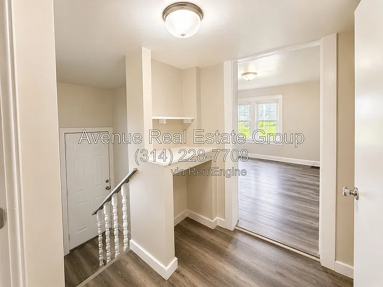 8011 Ellerton Ave — Photo 4