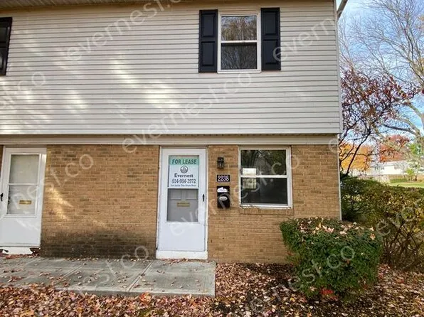 2238 Laurelwood Dr, Columbus, OH 43229