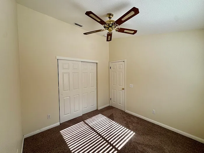 9101 Redwater Dr — Photo 15