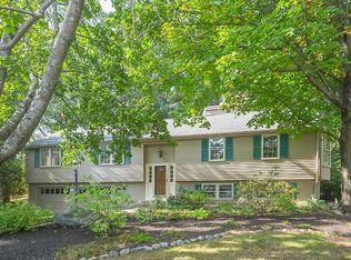25 Oak Hill Rd, Wayland, MA 01778
