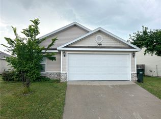 768 Suffolk Cv, Springdale, AR 72764