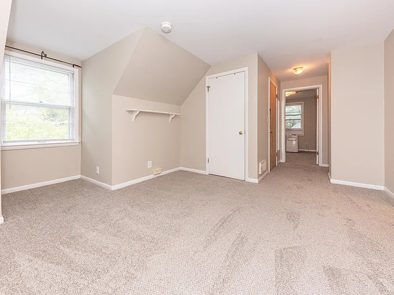 605 Snyder Ave #2 — Photo 4