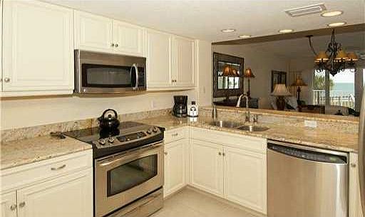 5th image of 2700 Ocean Dr N #202