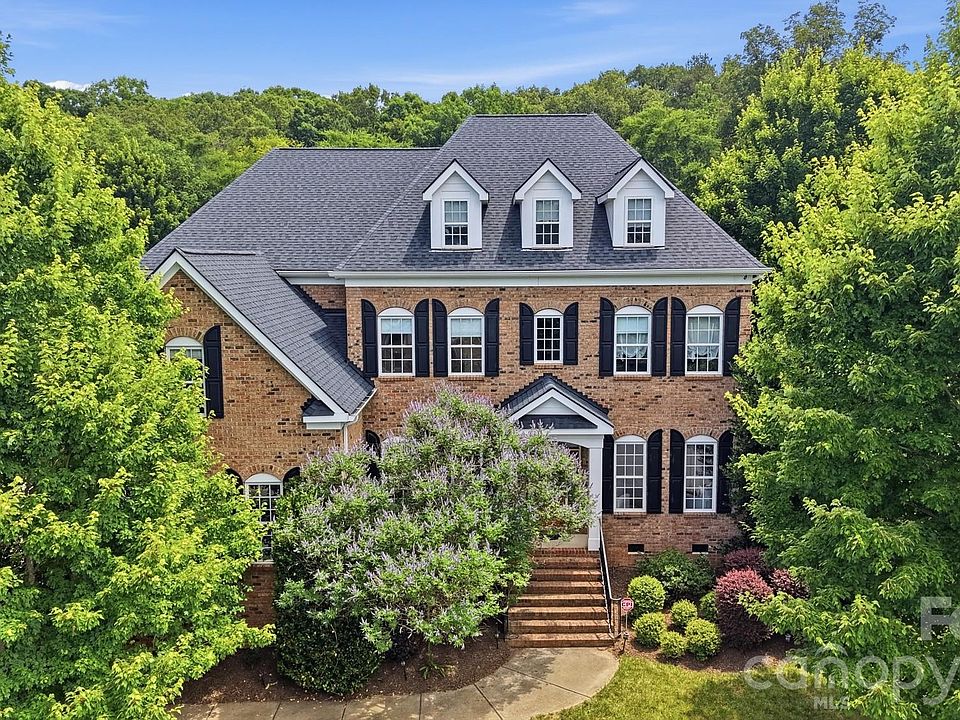 1st image of 507 Five Leaf Ln