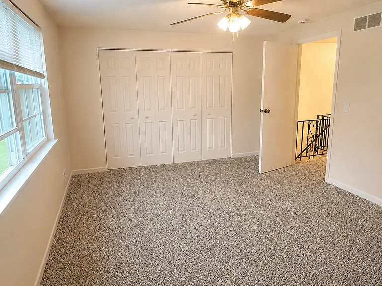 39 Willowick Dr — Photo 14