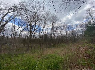 1957 Hartford Tpke, North Haven, CT 06473