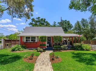1010 N Clayton St, Mount Dora, FL 32757