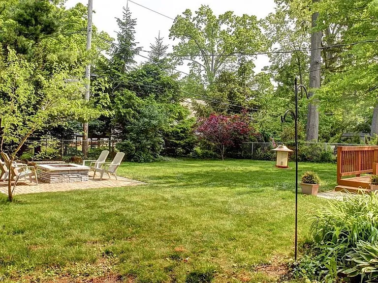 27012 Osborn Rd — Photo 27