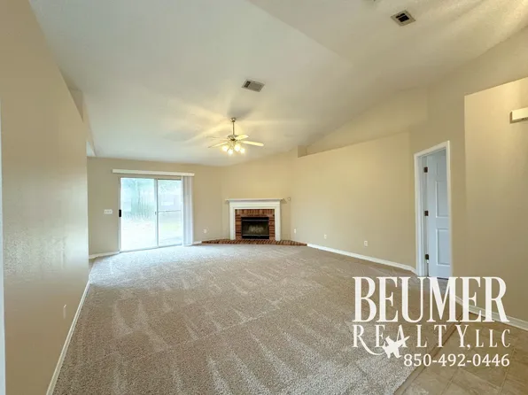 1907 Coral Island Rd, Pensacola, FL 32506