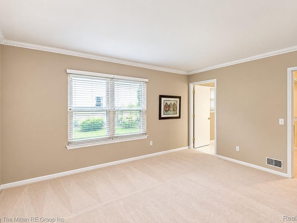 7025 Anna Dr, photo 19