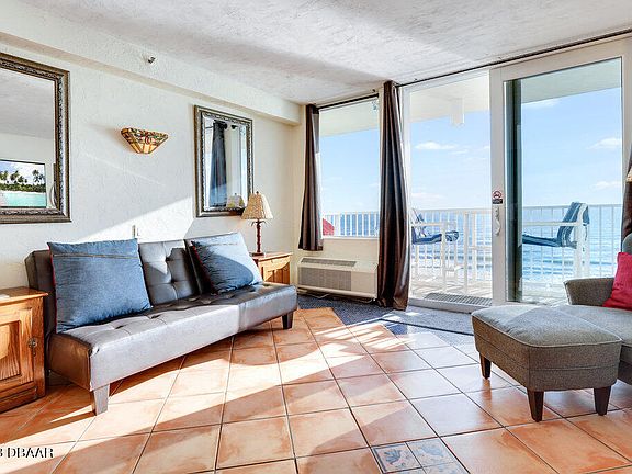 4th image of 701 S Atlantic Ave #606