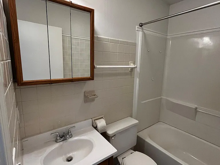 28 Michael Dr #A — Photo 8