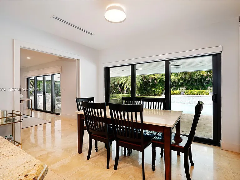 7322 Vistalmar St — Photo 17