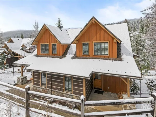 69 Golden Bar Ct, Donnelly, ID 83615