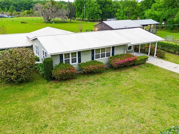 39809 Sumner Lake Rd, Dade City, FL 33525