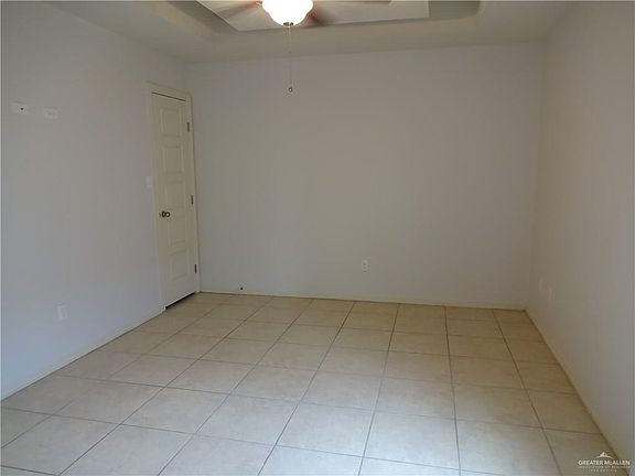 4th image of 408 Pacific Ave APT 1