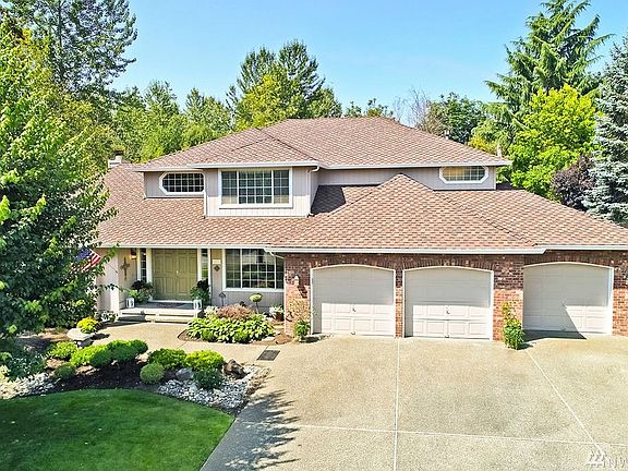 Three car, 780 sq ft garage.