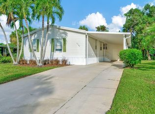 7744 SE Saratoga Dr, Hobe Sound, FL 33455