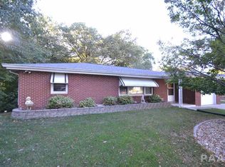 201 Phillip St, Creve Coeur, IL