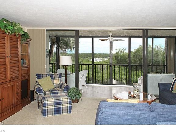 5th image of 26171 Hickory Blvd APT 2B