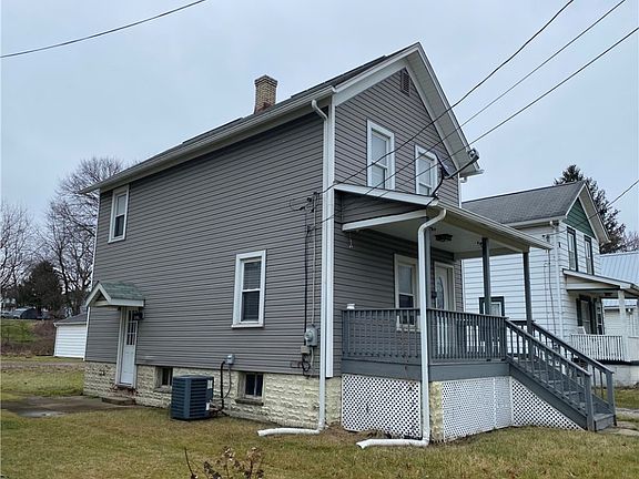 3rd image of 290 W Main St