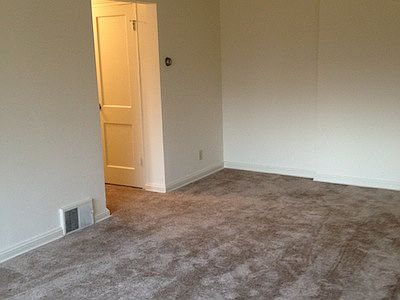 4th image of 89-13 Ferne Blvd