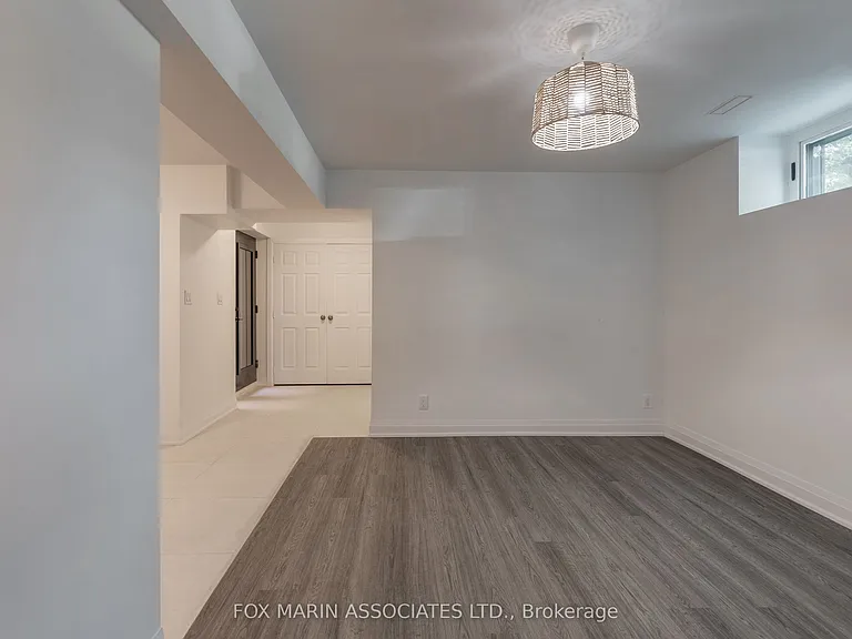 334 Shaw St #LOWER — Photo 16