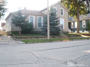 1424 Chatham St, Racine, WI 53402