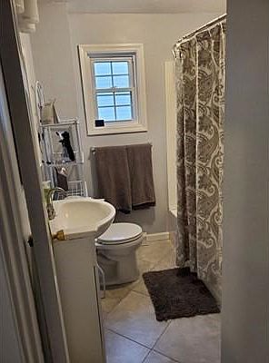 4th image of 42-44 Whiton Ave #4444