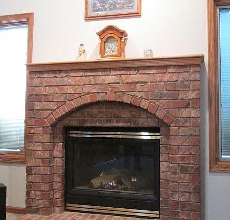 3rd image of 2120 Pheasant Ln
