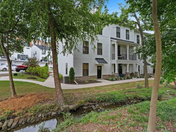 71 Millside Cir, Greenville, SC 29605