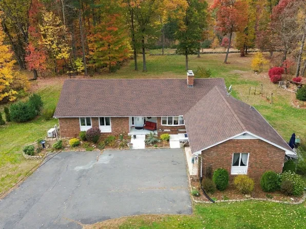 78 Russellville Rd, Southampton, MA 01073