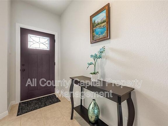 3rd image of 227 Everglade Dr Unit 227