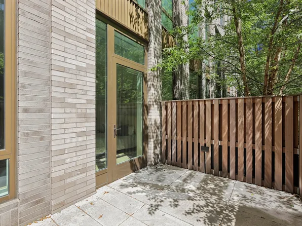 312 West 43rd Street image 1 of 32