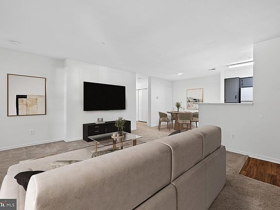 5th image of 18503 Boysenberry Dr APT 121