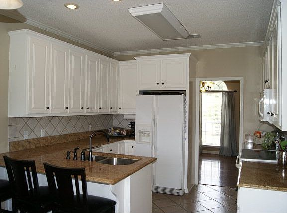 5th image of 154 Peyton Cir