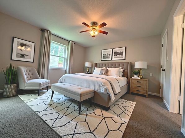 28 Stoneybrook Ln APT 2