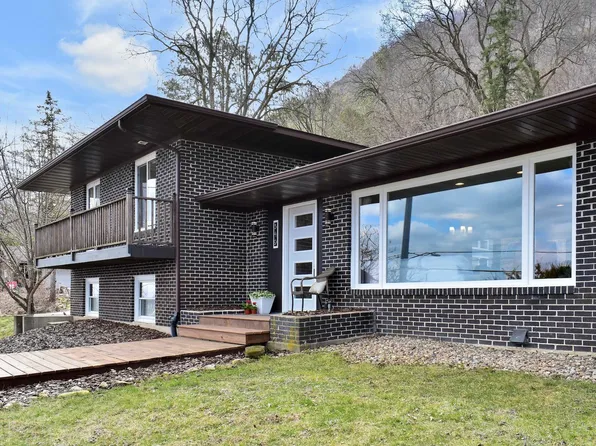 349 E Lake Blvd, Winona, MN 55987